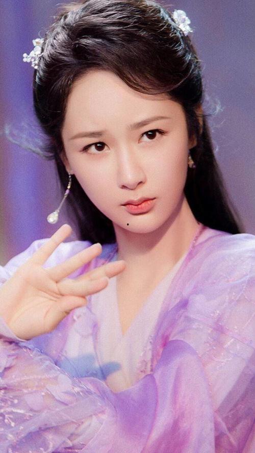 杨紫早期爆料视频大全,揭秘青涩岁月中的成长与蜕变  第3张